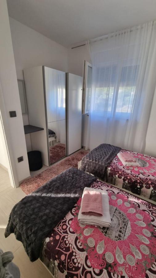 Gabi Apartamento Grebaštica Exterior foto
