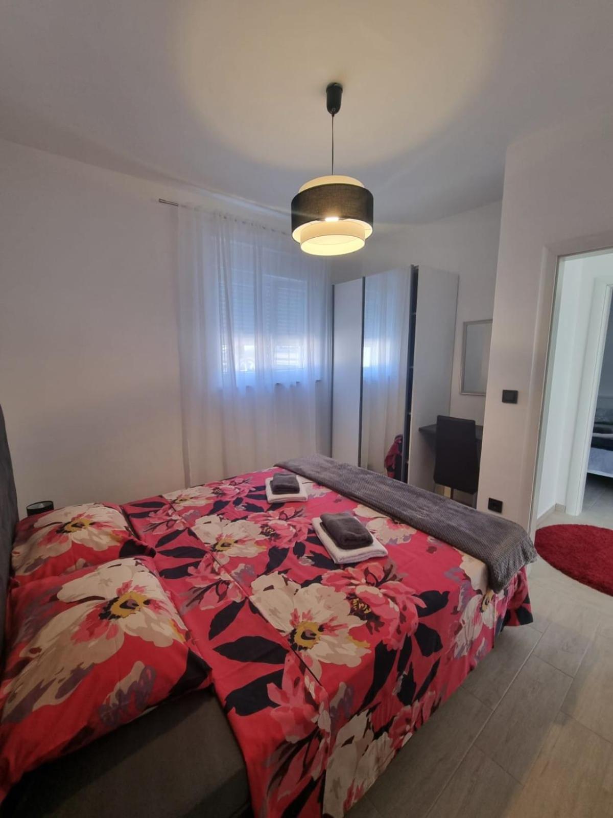Gabi Apartamento Grebaštica Exterior foto